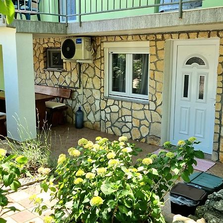 Apartment Deni Skrbčići 外观 照片