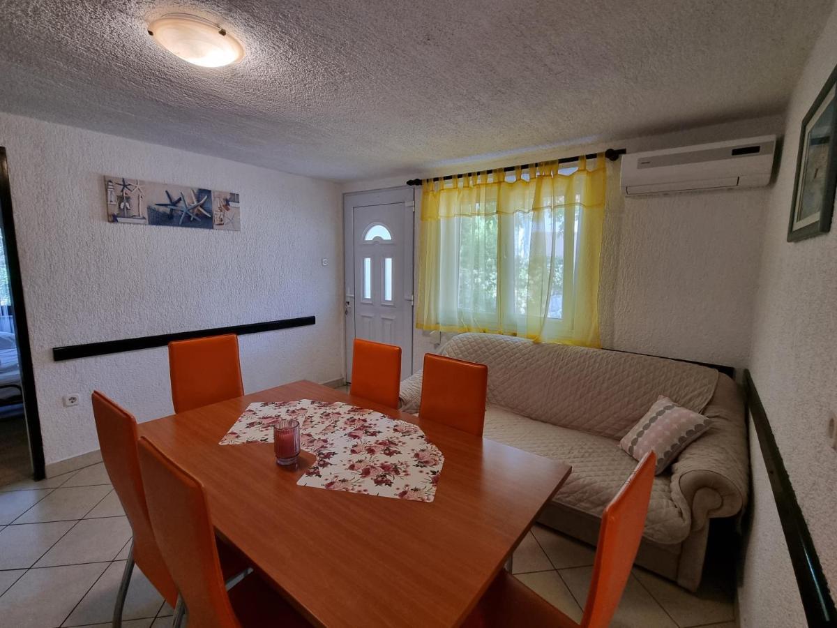 Apartment Deni Skrbčići 外观 照片