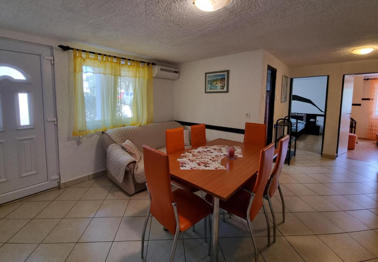 Apartment Deni Skrbčići 外观 照片