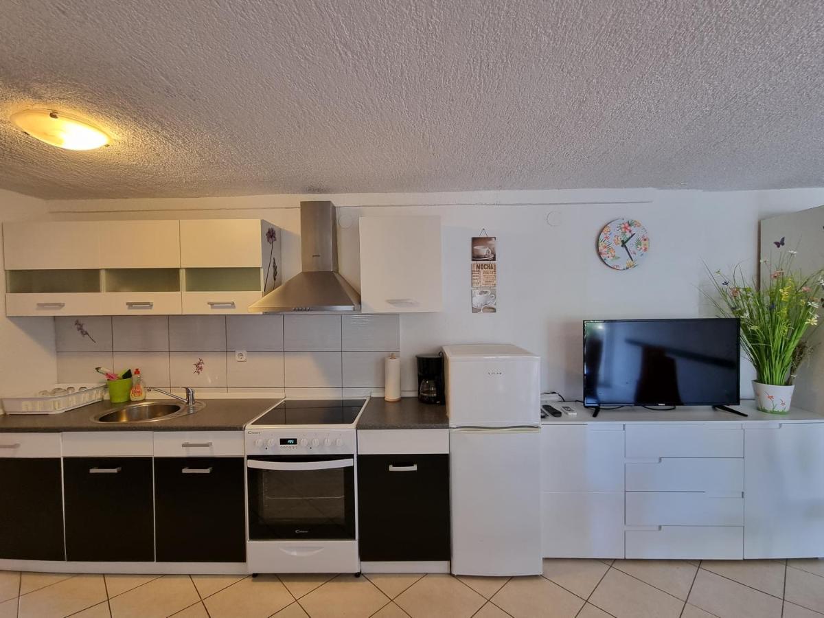 Apartment Deni Skrbčići 外观 照片