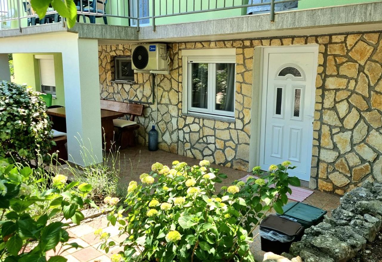Apartment Deni Skrbčići 外观 照片